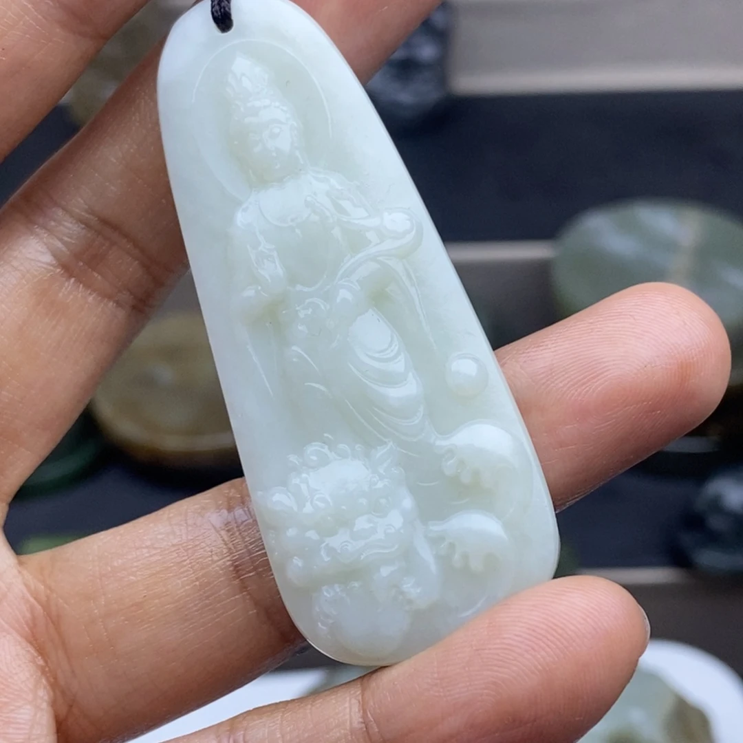 和田玉颈饰未镶嵌自**翔