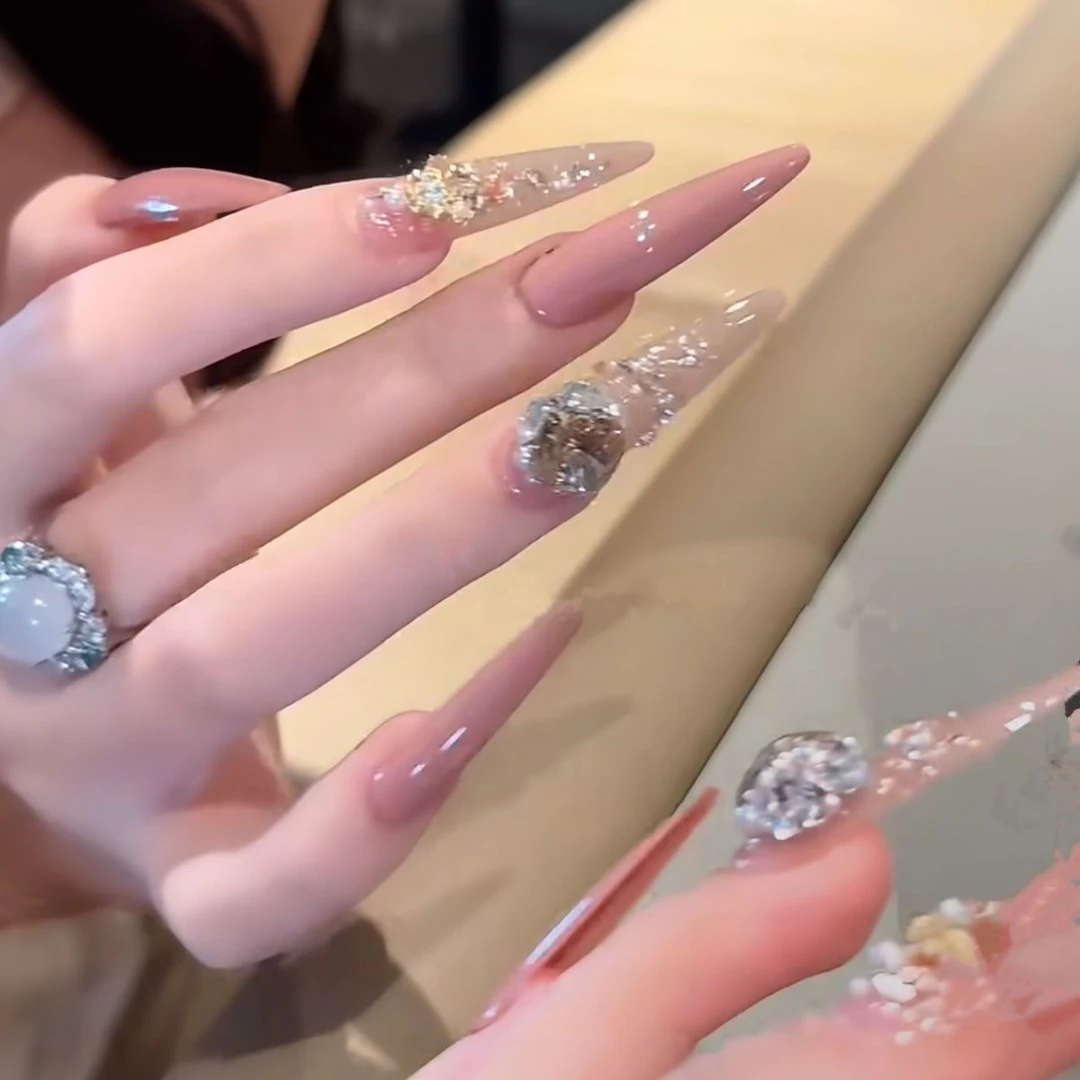 「千金」纯手工粉色显白爆闪气质穿戴甲片高级感美甲专用指甲贴片