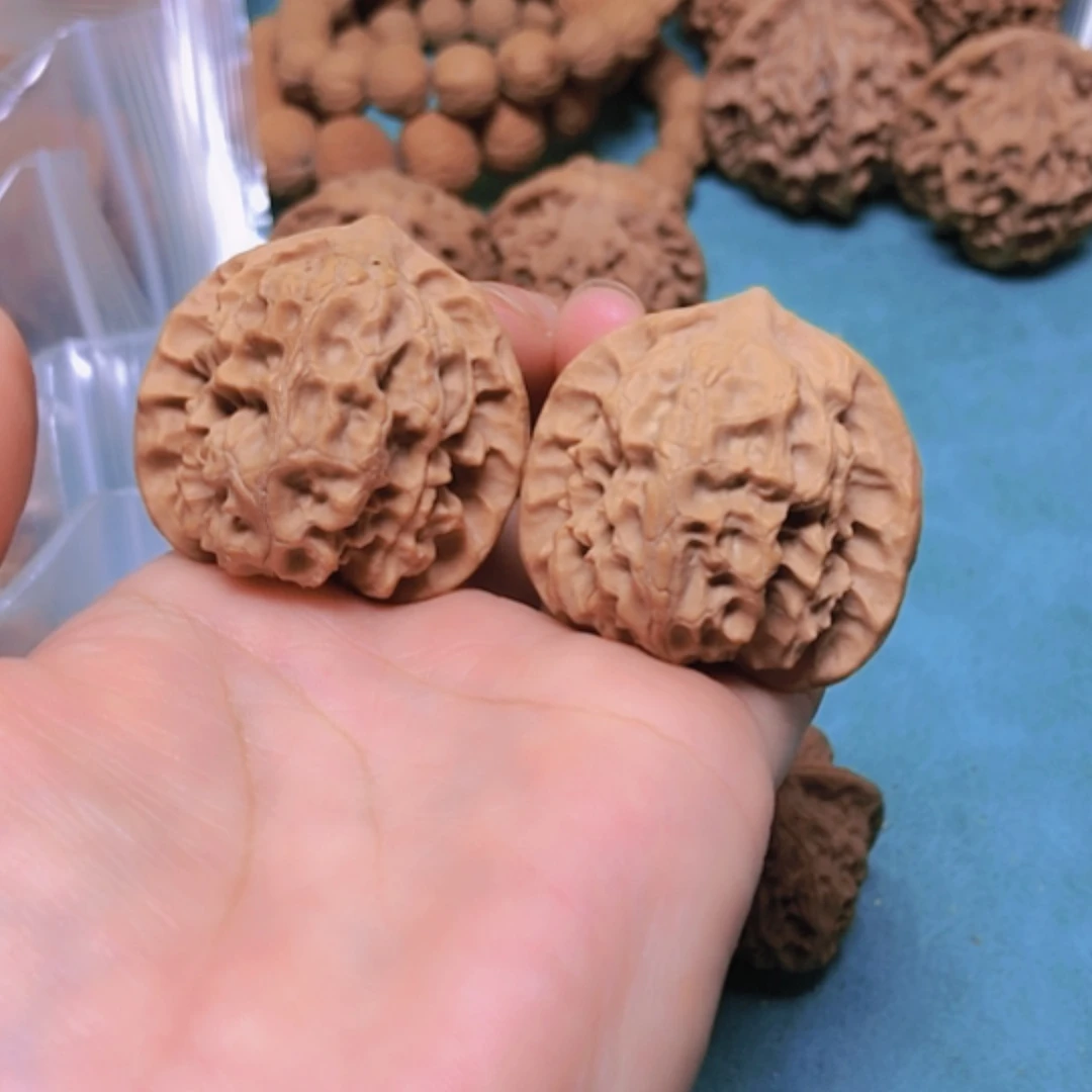 【闪购商品】摆件核桃39白蛇谷修尖出油