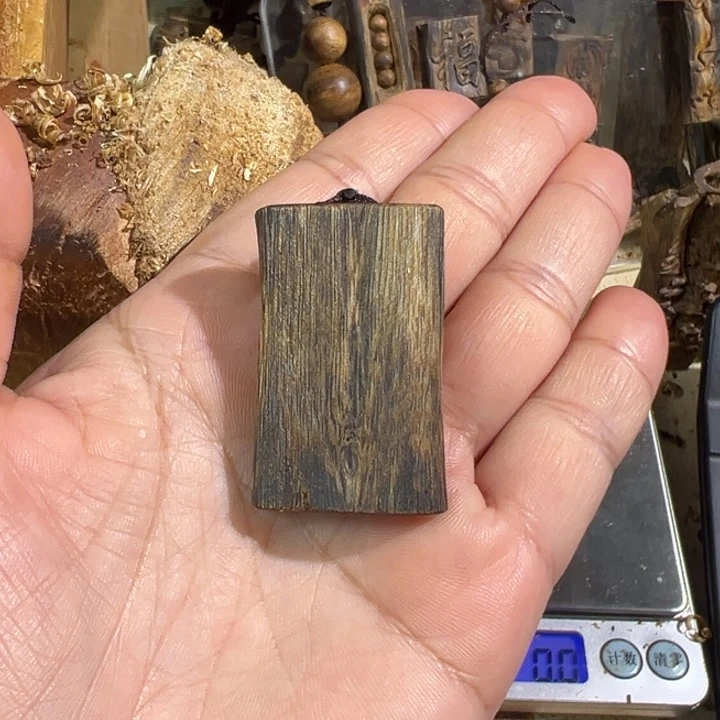 沉香吊坠白棋楠沉香吊坠4.2克