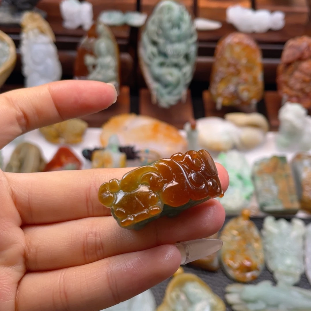 定制翡翠未镶嵌翡翠