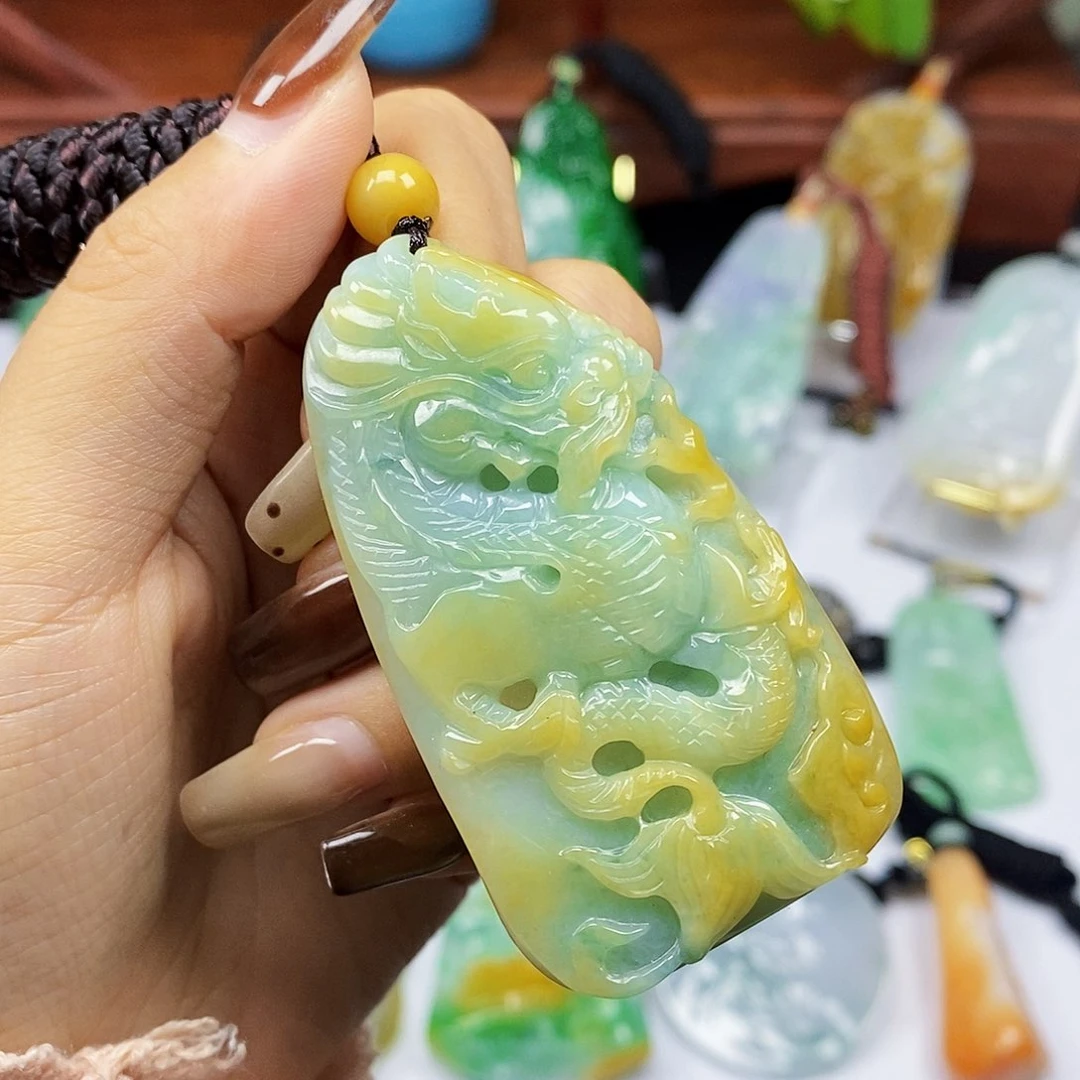 颈饰未镶嵌翡翠天然翡翠A货