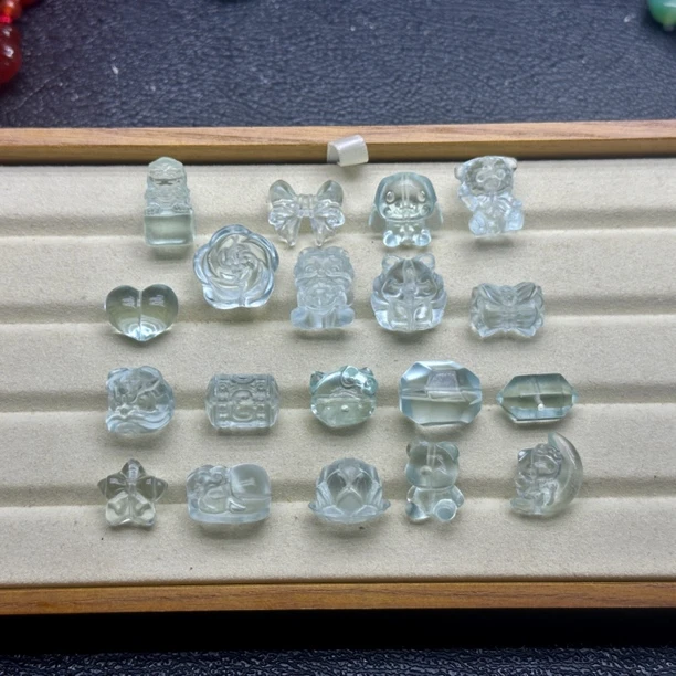 薄荷绿萌宠雕刻件DIY手串DIY包挂DIY手机挂