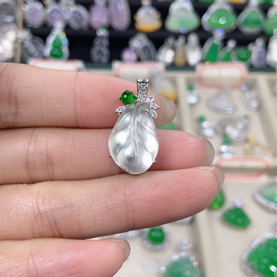 S****石英质玉银S925镶嵌吊坠(不含链)