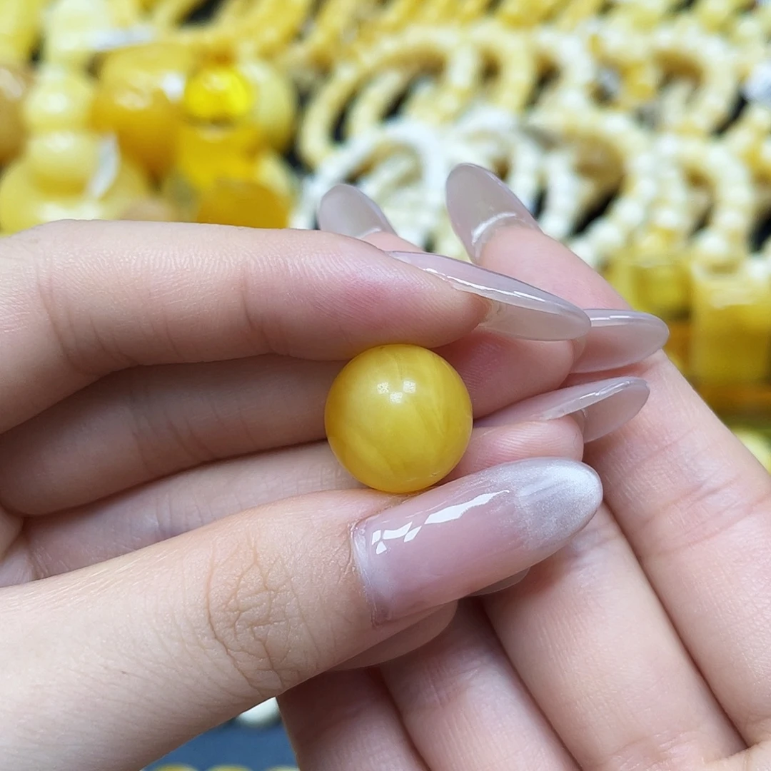 蜜蜡未镶嵌裸石圆珠14.8mm瑕