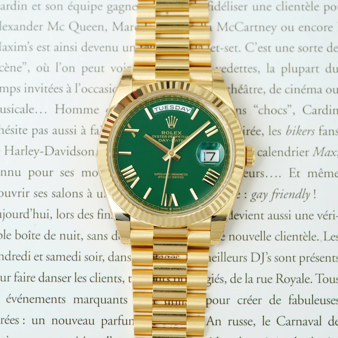 95新 Rolex/劳力士 25年星期日历型228238赌桌绿男士经典机械腕表