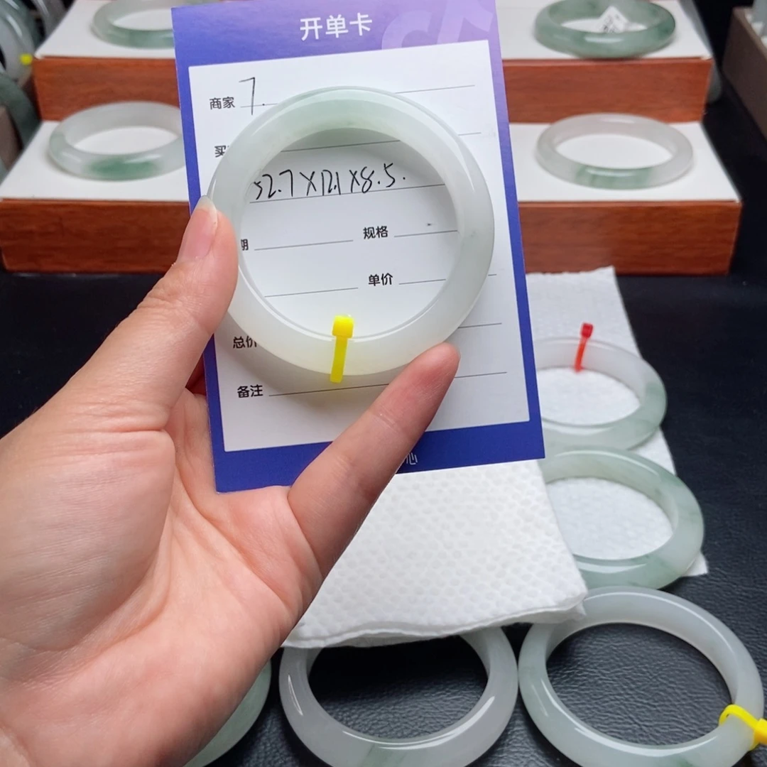 石英质玉手镯未镶嵌腼**美7