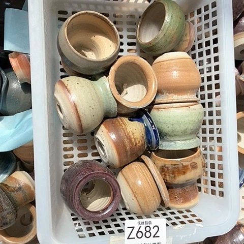 紫砂花盆682微瑕品口径3厘米左右的