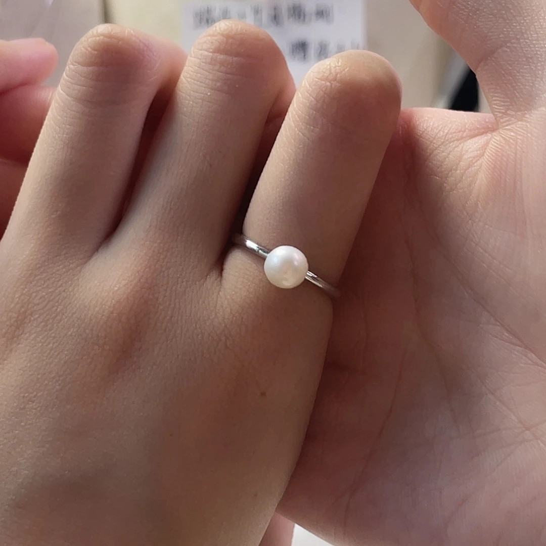 未镶嵌淡水珍珠耳饰