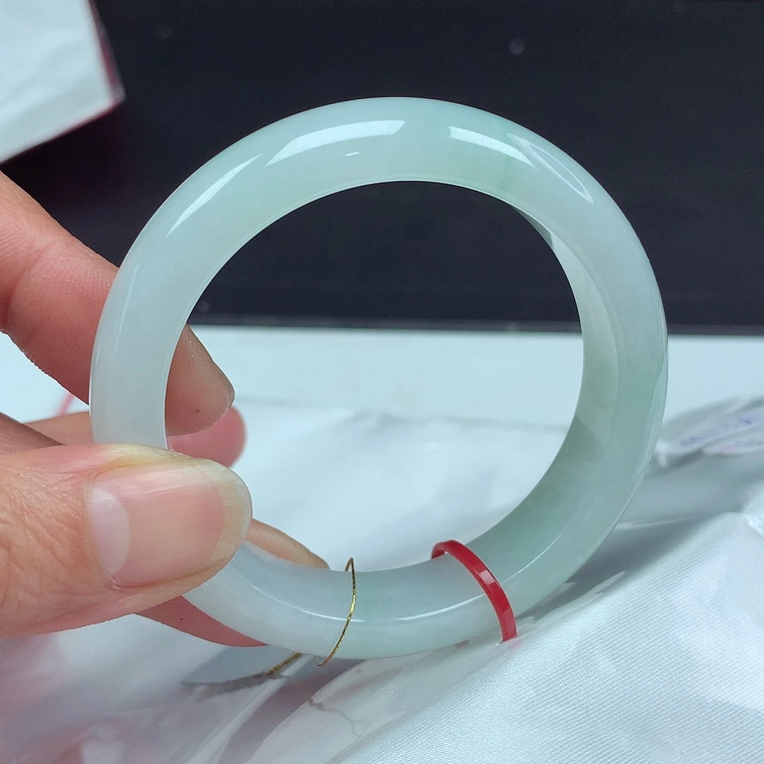 翡翠手镯未镶嵌51圈785