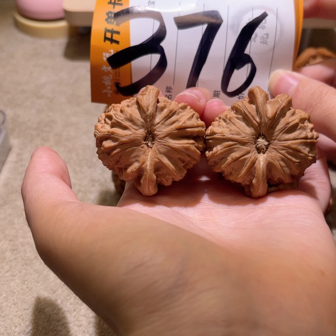 丫***頭文玩核桃把件全品41白狮子44.8白茬