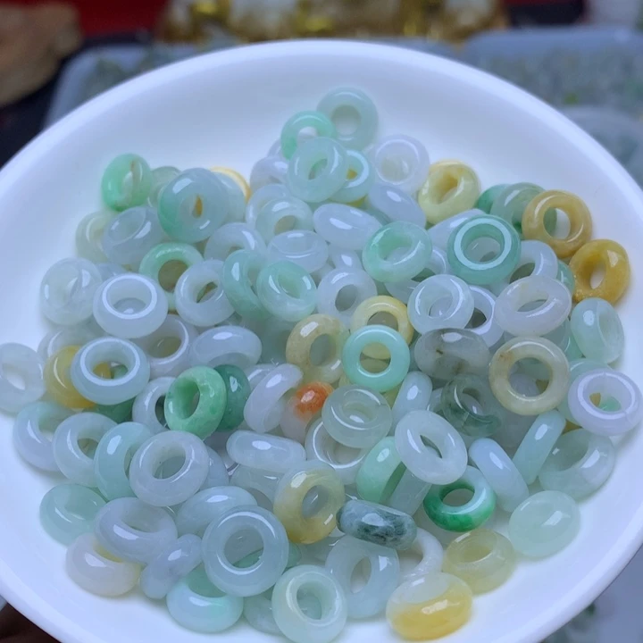 翡翠散珠卡10冰跑环50个（微瑕款）