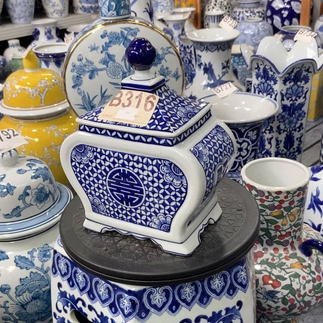 摆件茶叶罐手绘釉下彩