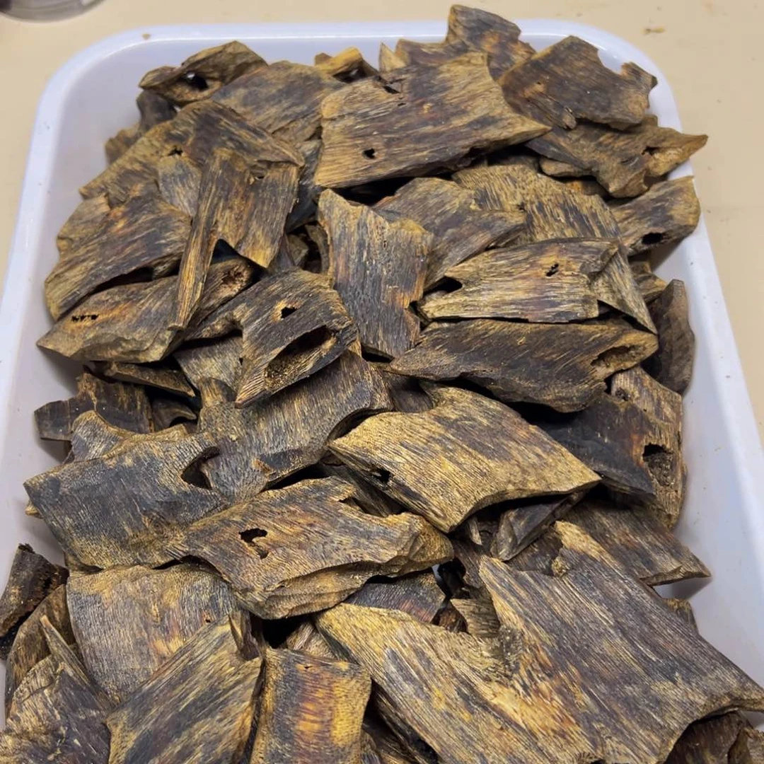 沉香碎屑沉香绿棋原材料50克