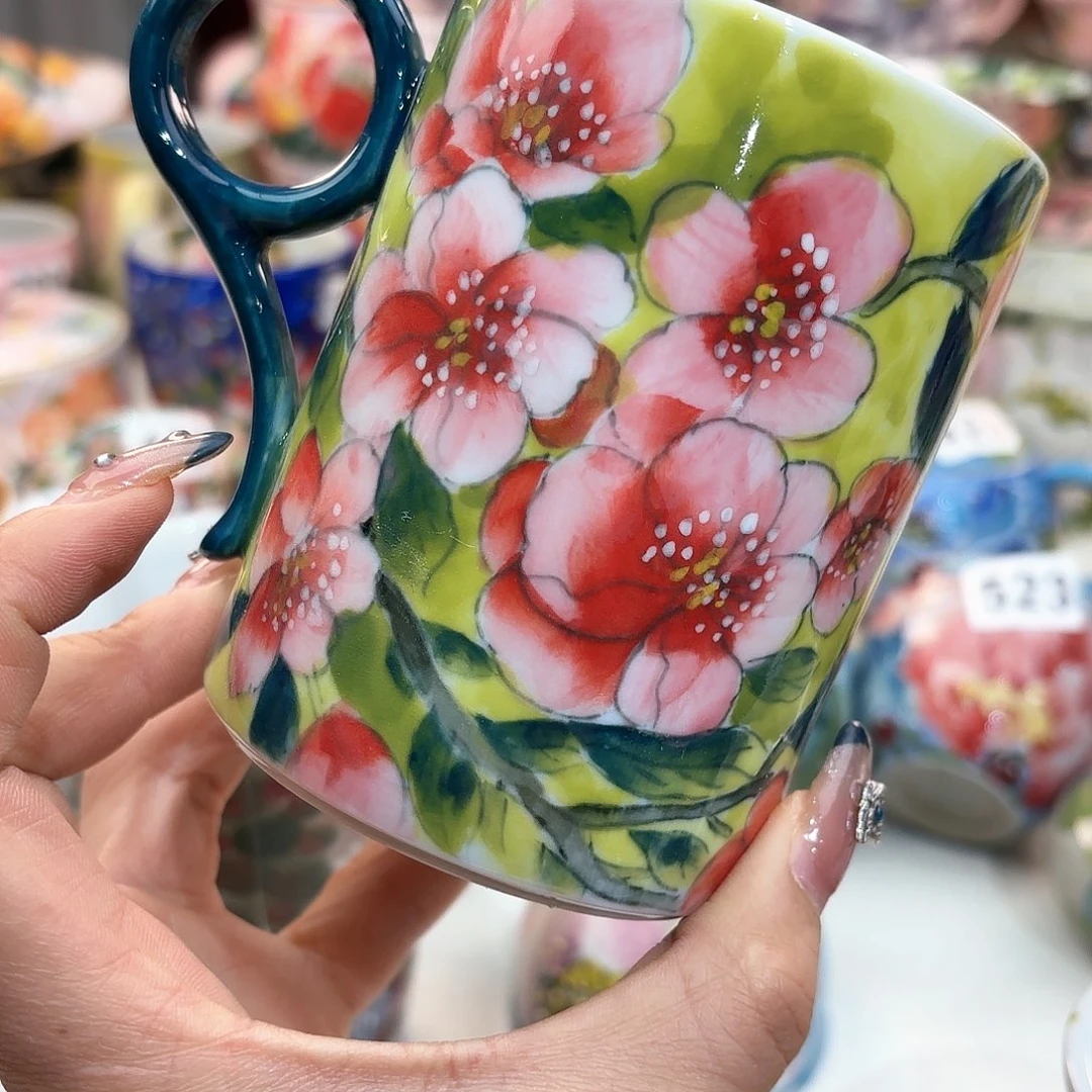 瓷片哈哈哈好有魅力打个