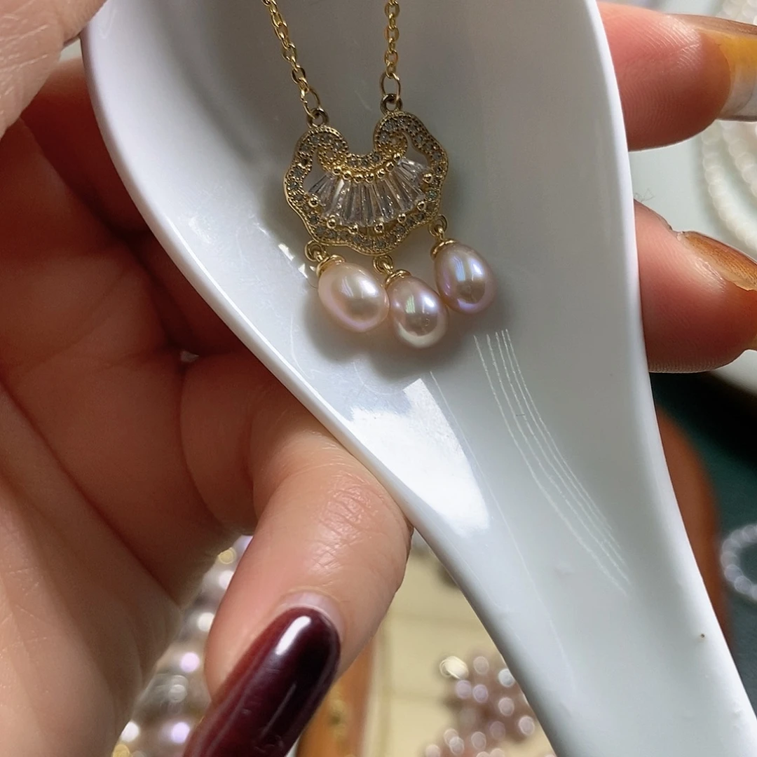 淡水珍珠颈饰未镶嵌