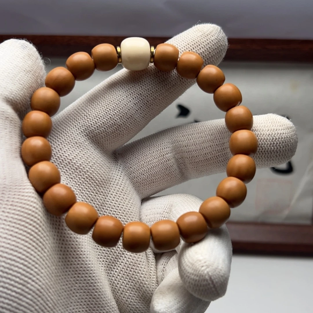 猴头核桃吊坠直切带配饰