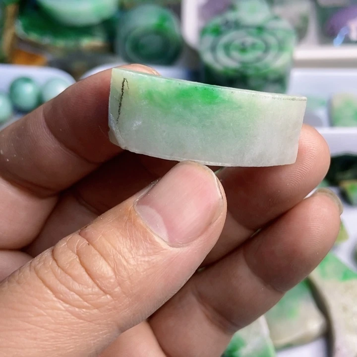 翡翠散珠天然翡翠A货挂件