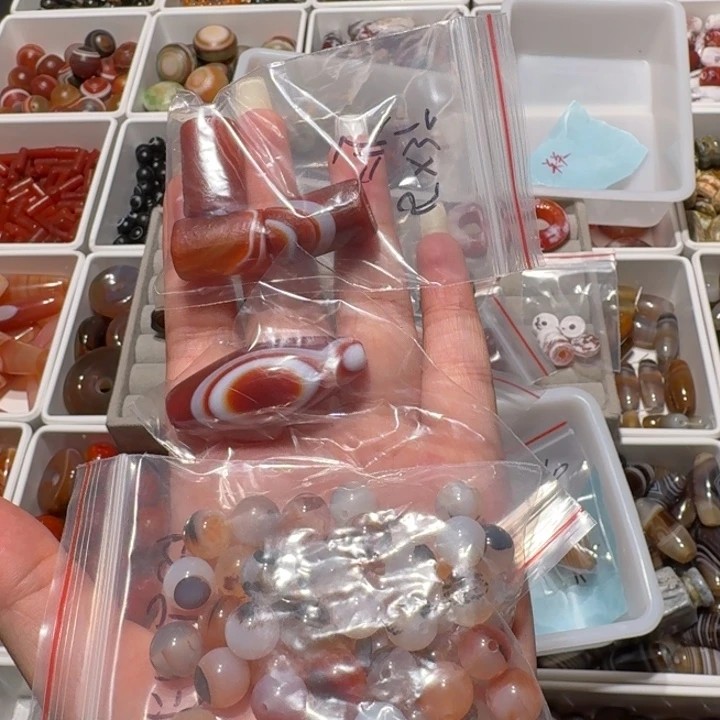 玛瑙/玉髓未镶嵌珠宝半成品