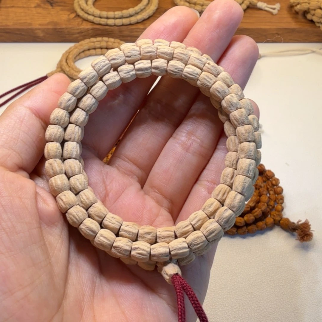 柏香籽/百香籽手串方块 5.5+