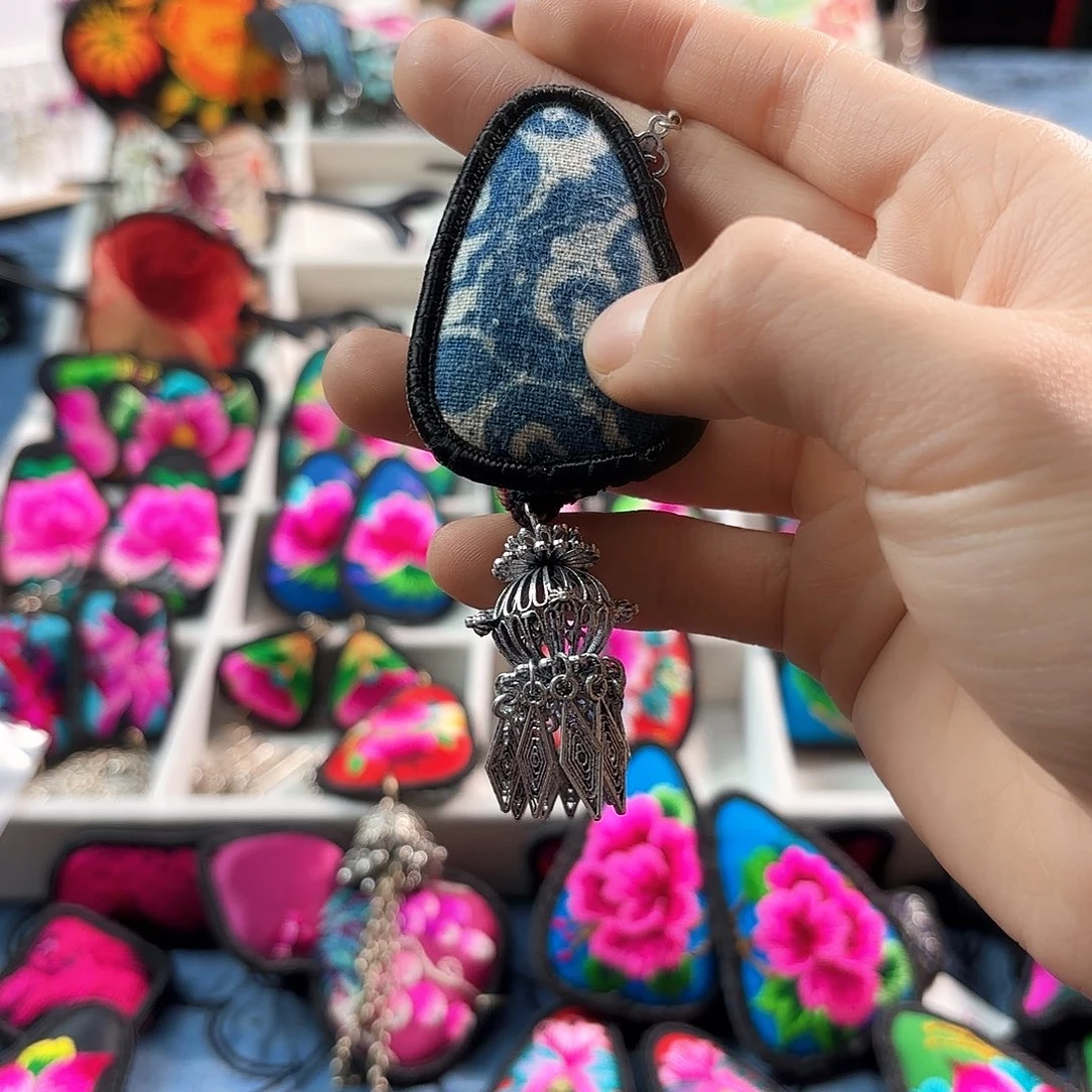 刺绣黄*华手工刺绣工艺