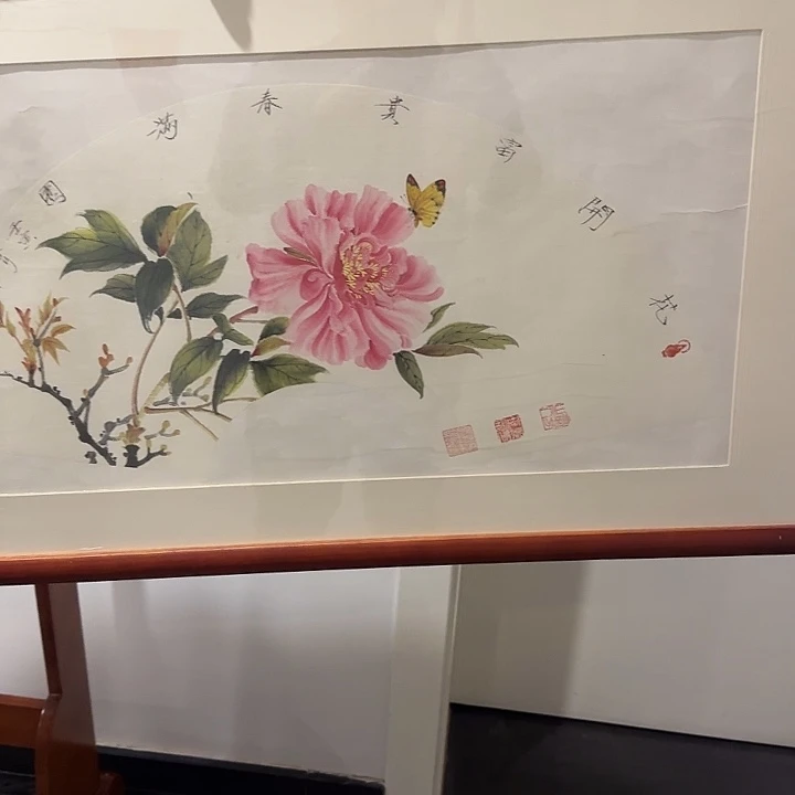 国画牛油火锅底料和平饭店吃饭