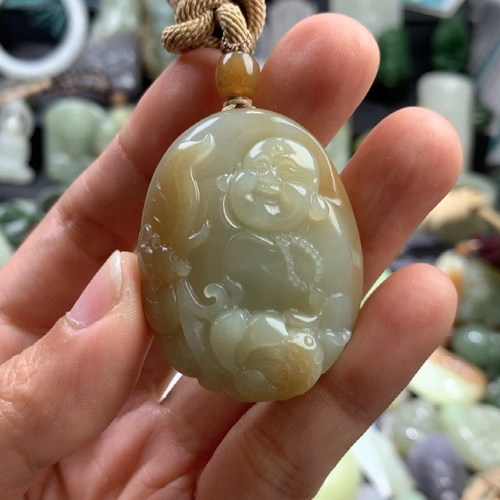 和田玉未镶嵌颈饰