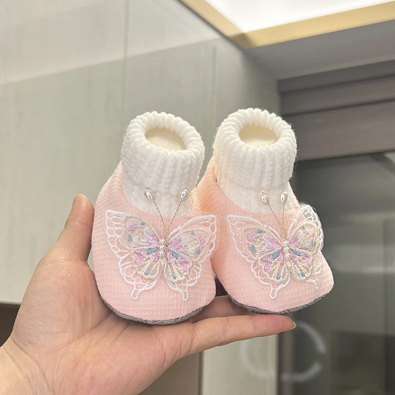 婴儿鞋春秋袜鞋软底防掉0-1岁宝宝袜套外穿可爱透气男女新生幼儿