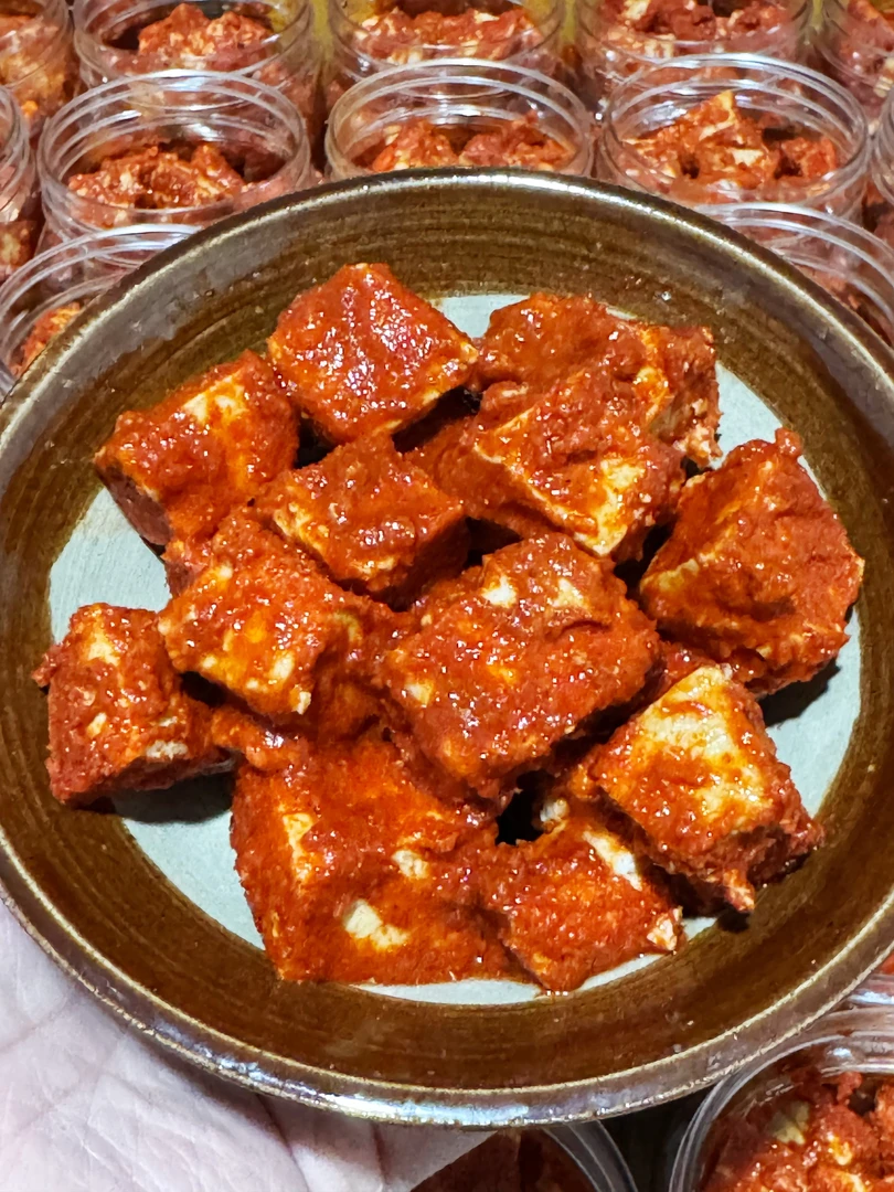 太湖特色农家手工香辣豆腐乳下饭菜
