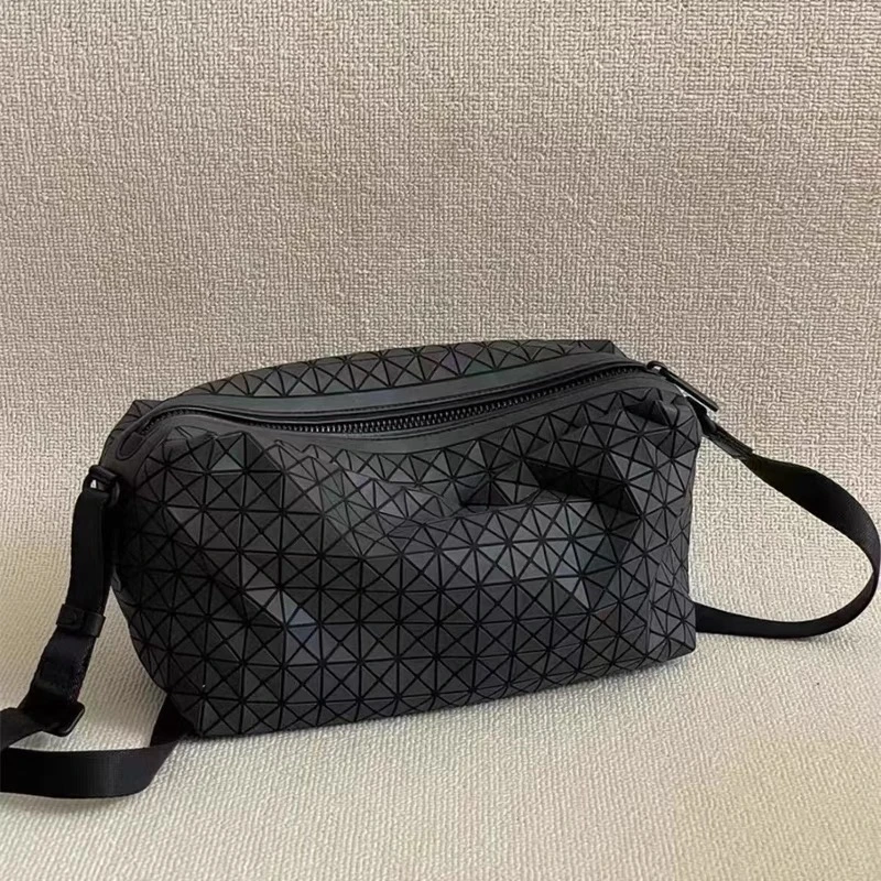 2025三家宅家马鞍包单肩相机包腋下包硅胶菱格斜挎包男女同款