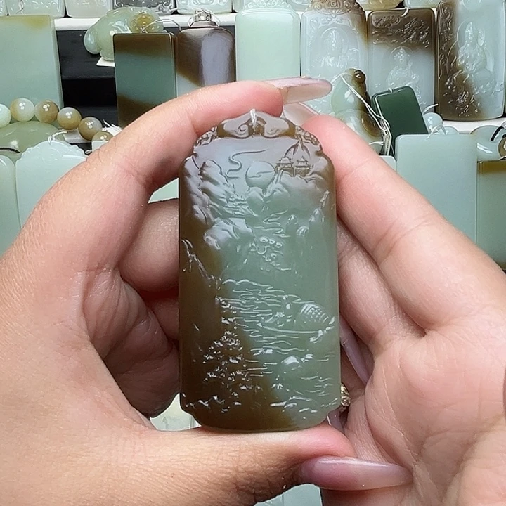 颈饰未镶嵌和田玉