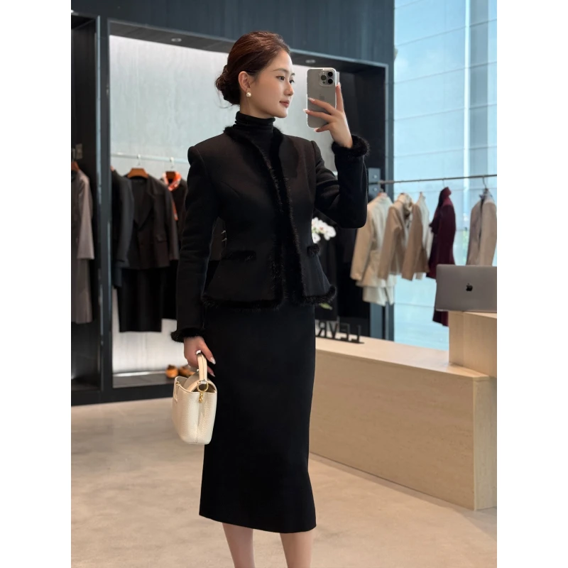 2635-小香风西装拼接水貂毛外套2025年秋冬季新款半身裙两件套装