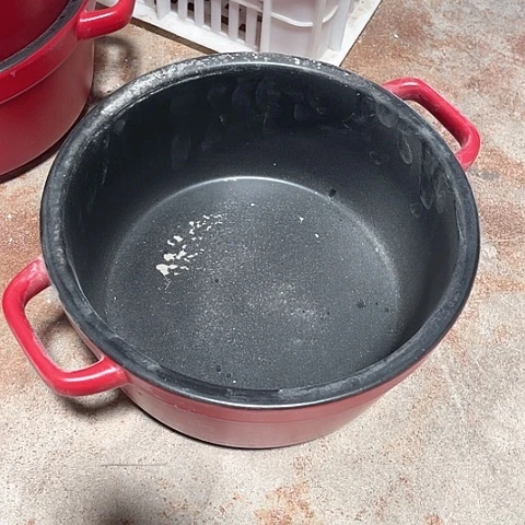 微瑕，明火、口径24高度11大号无盖变形