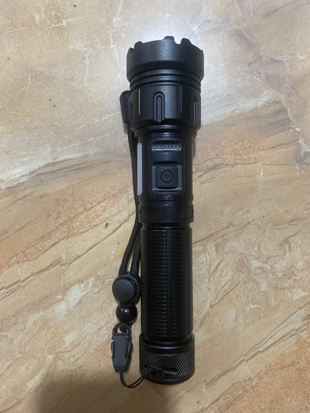 手电筒户外便携充电变焦远射多功能LED照明灯
