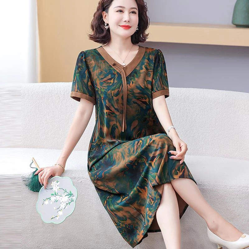 恒源祥彩羊时尚气质V领连衣裙女士夏季新款中年妈妈款中长裙宽松