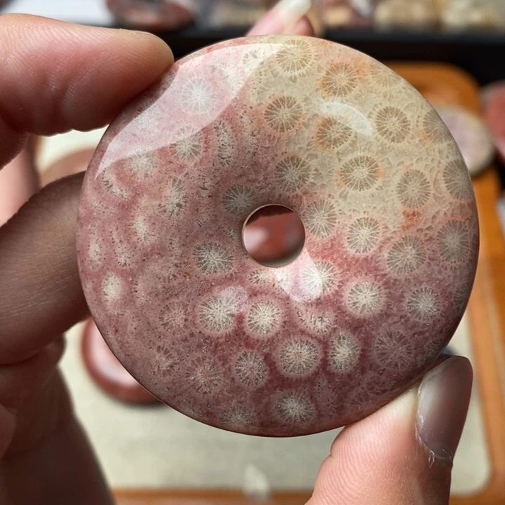 硅化玉颈饰未镶嵌美****何