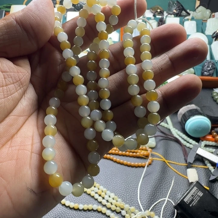 自***渡和田玉未镶嵌挂件