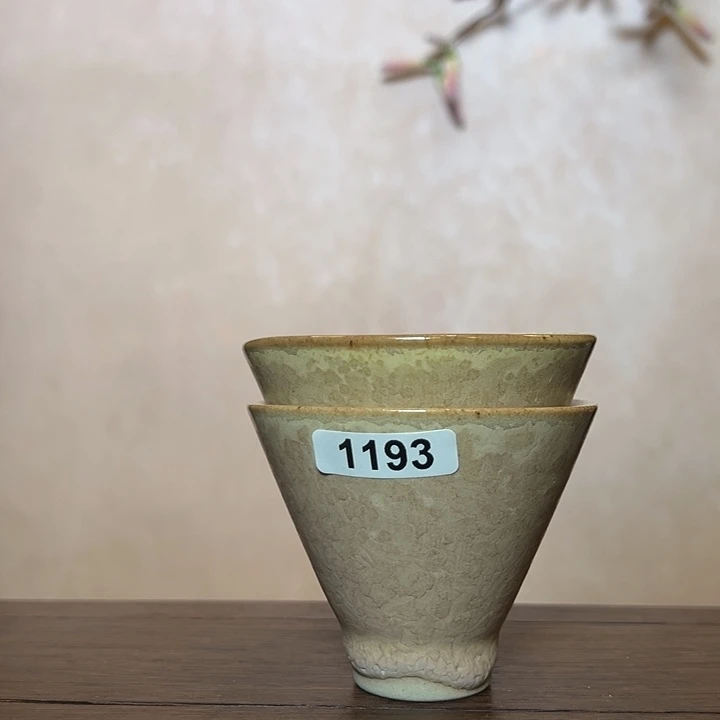 曼***》缸119300000000000