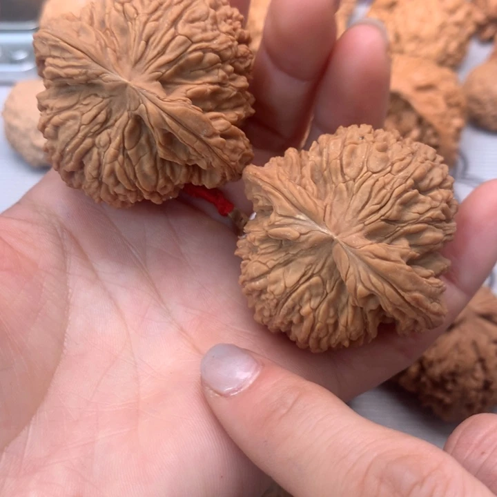 文玩核桃把件全品南疆石48