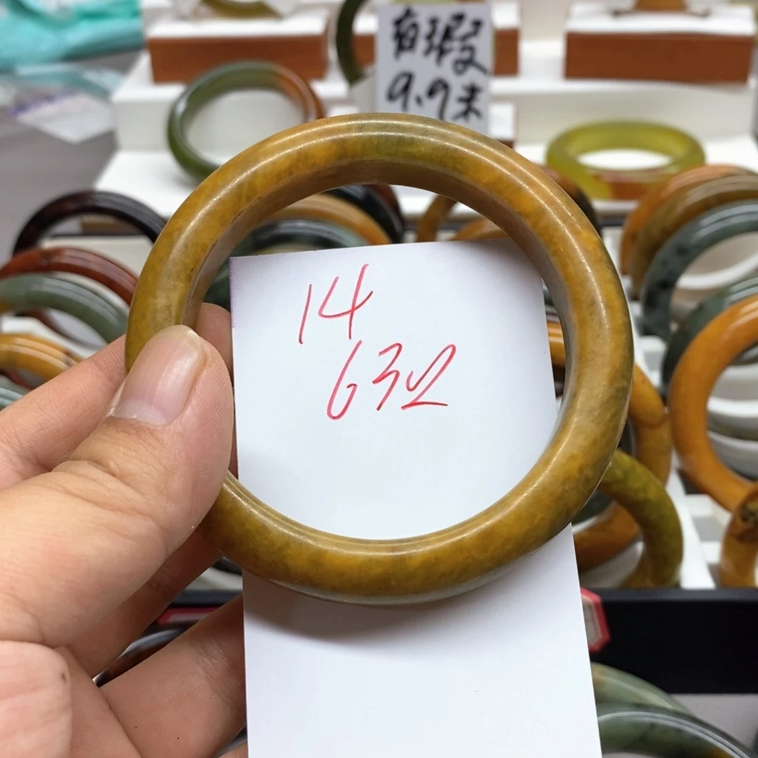 花***楼蛇纹石玉未镶嵌手镯