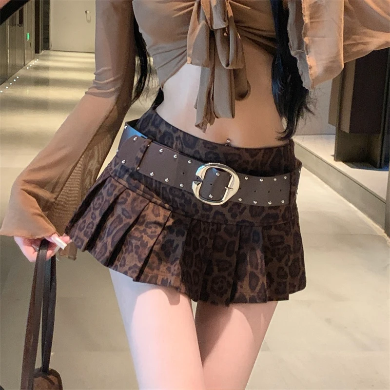 设计感低腰半身裙女秋冬新款辣妹性感豹纹高腰A字裙修身显瘦短裙