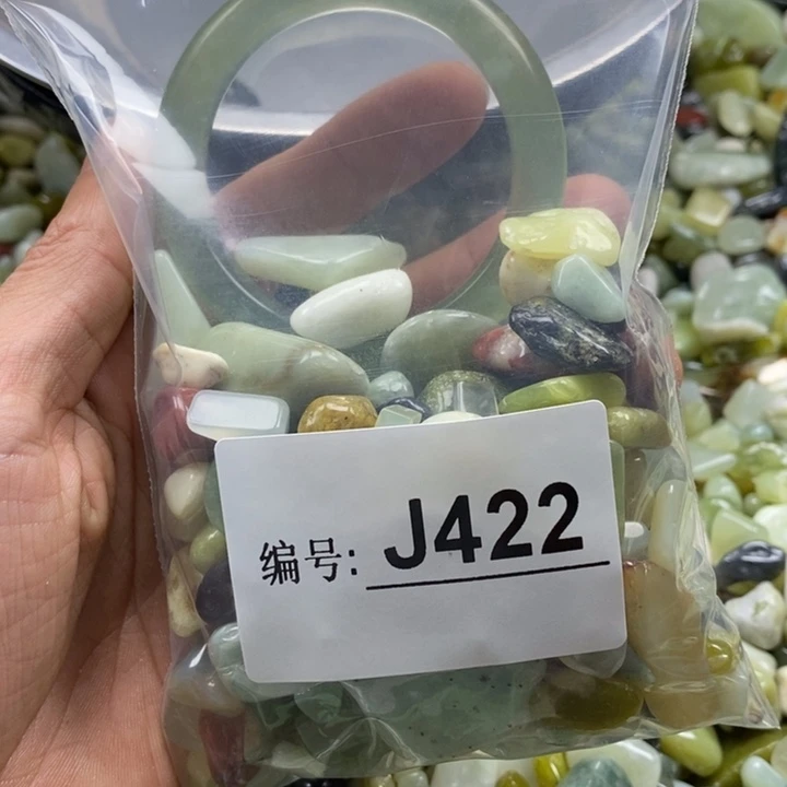 蛇纹石玉鱼缸石未镶嵌