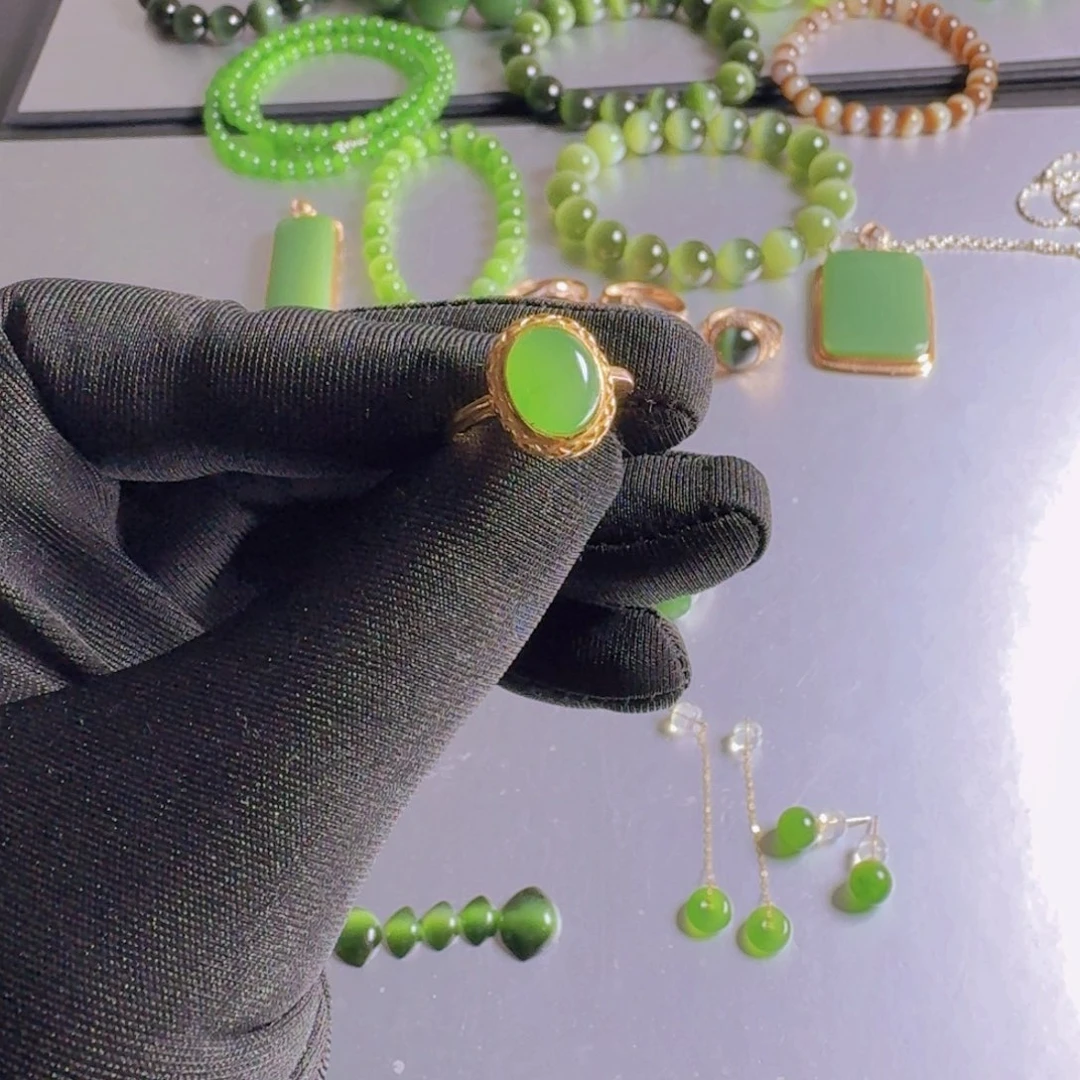 和田玉（碧玉）戒指合金