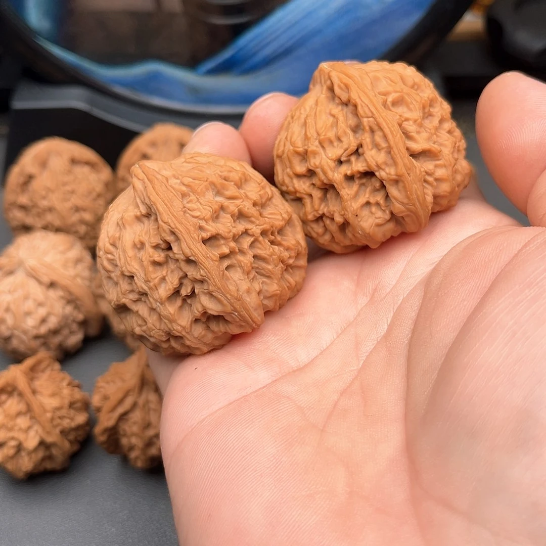 文玩核桃吊坠南疆