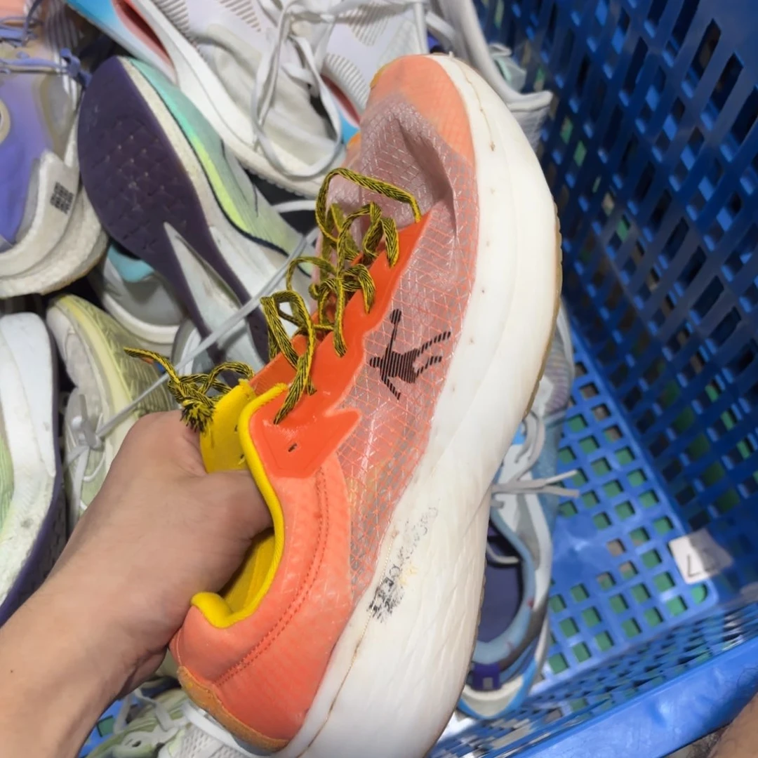 莫代尔纤维战损鞋子