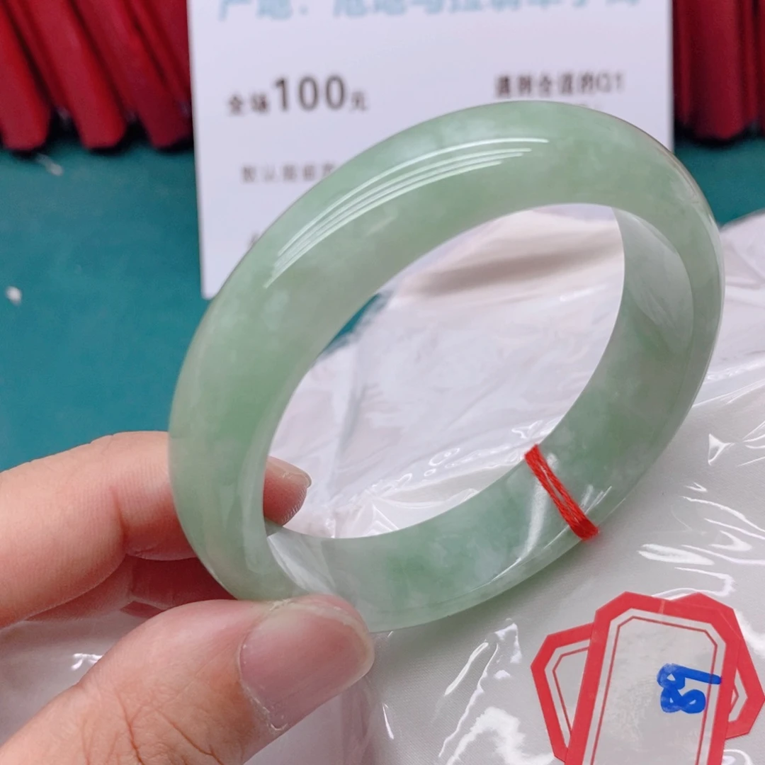 翡翠手镯未镶嵌微*89999999999999