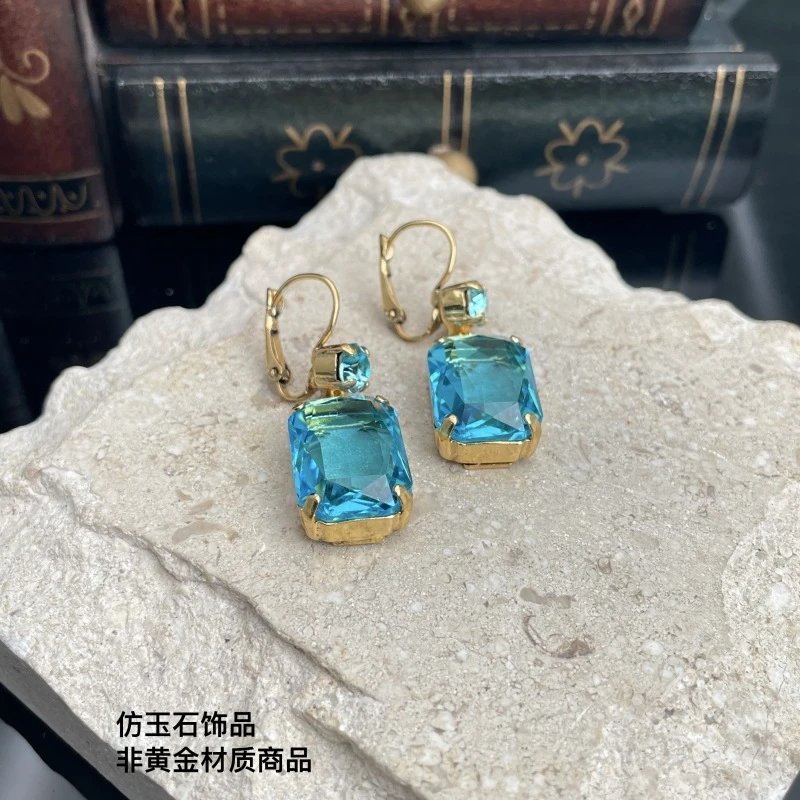铜合金 合成立方氧化锆 CD耳钩 1331