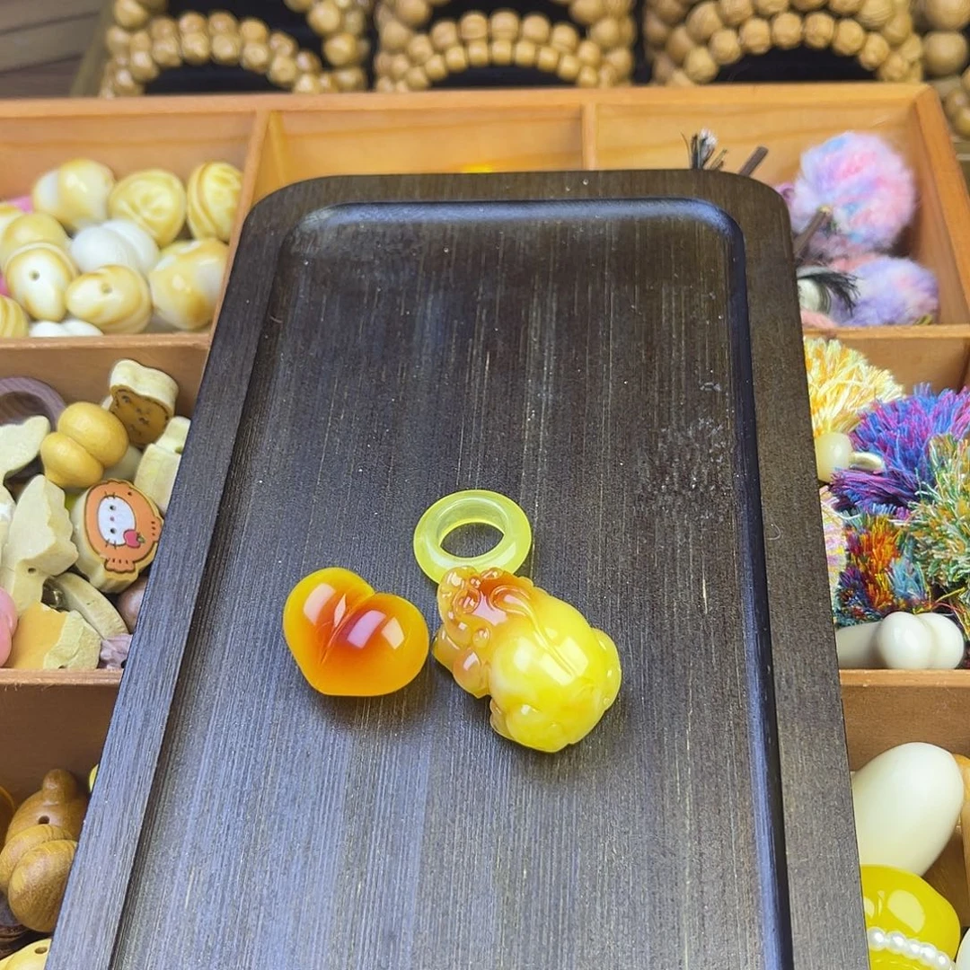 北***鸟吊坠猴头核桃配饰