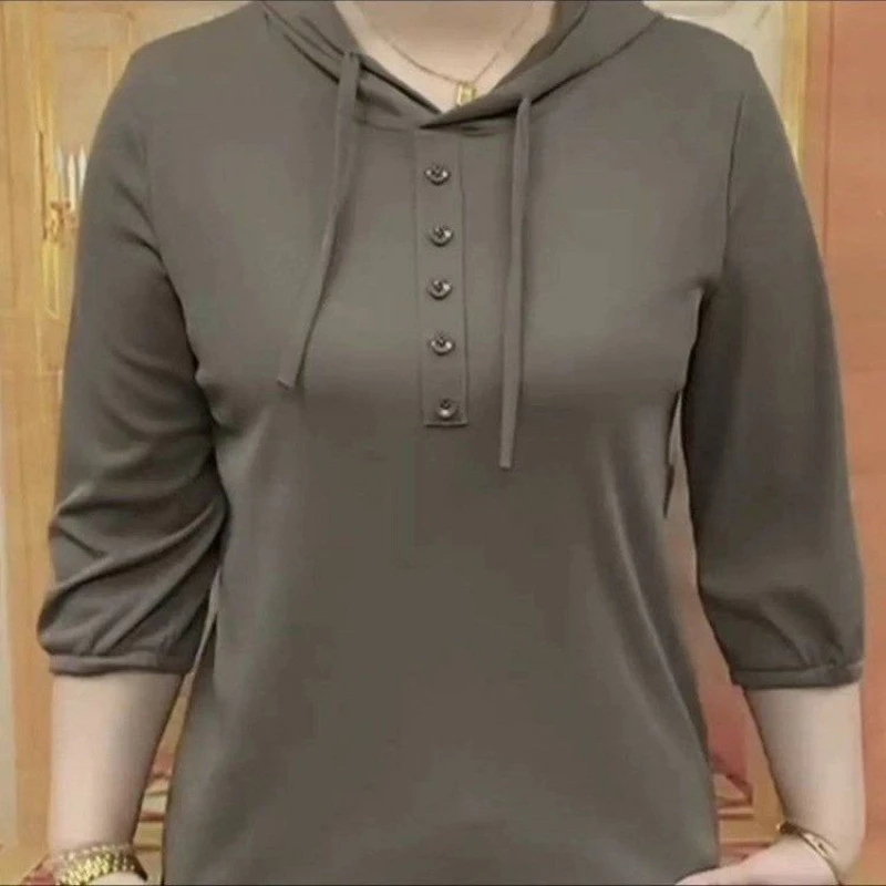 洋气妈妈减龄弹力小衫女士新款春装连帽七分宽松百搭T恤打底上衣