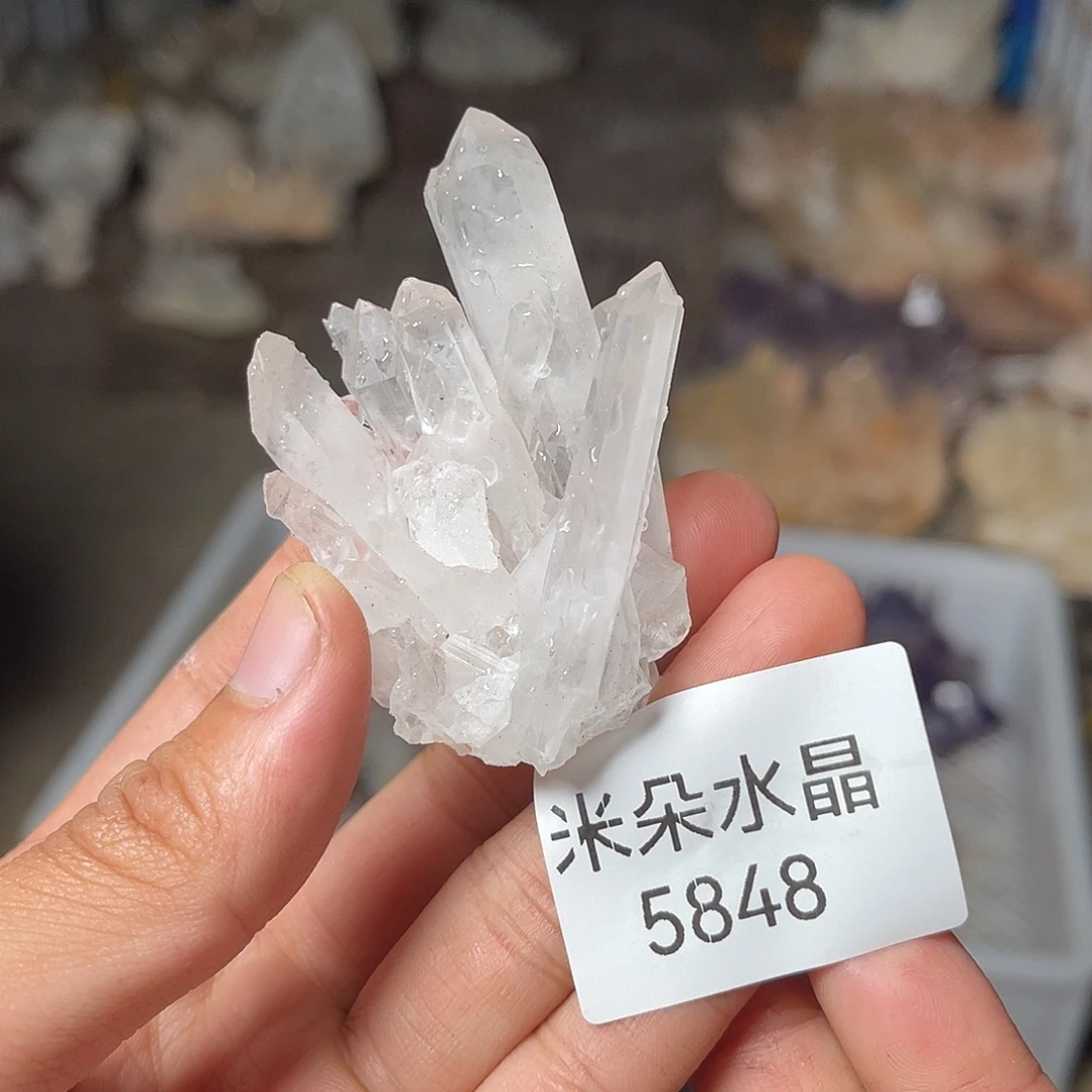 m***u水晶珠宝半成品未镶嵌